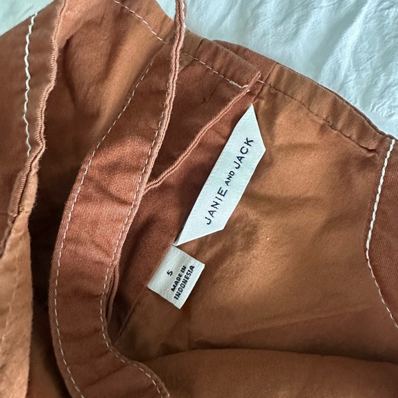 Janie and Jack Twill Contrast Stitch Bow Romper Soft Caramel - Picture 6 of 6